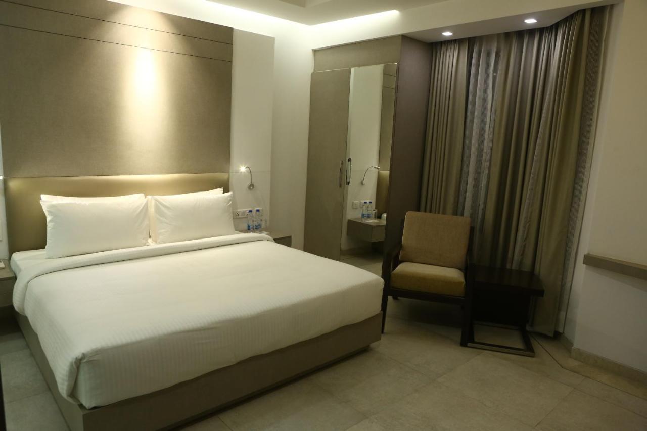 Keys Lite By Lemon Tree Hotels, Mayfield, Gurgaon Extérieur photo